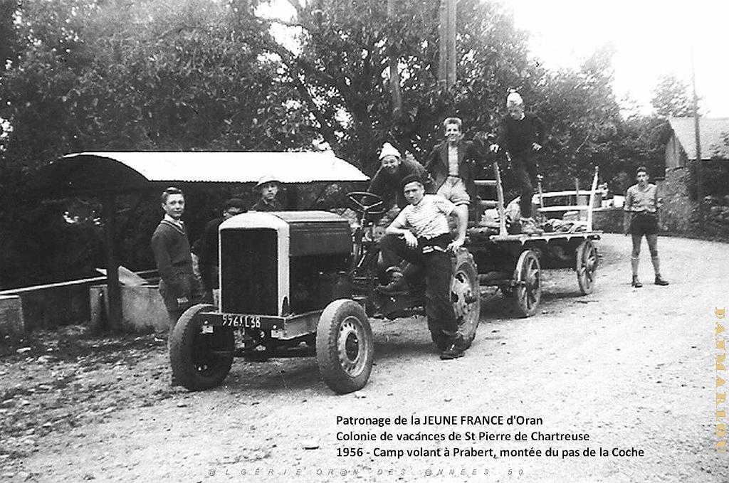 COLO JEUNE FRANCE 1956 camp volant a Prabert, montee du pas de la Coche.jpg